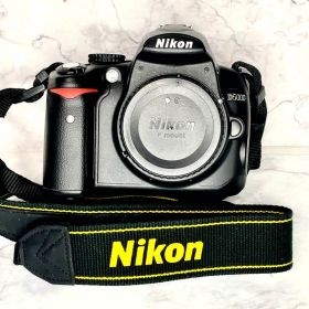 値下げ‼️Nikon D5000 ダブルレンズセット★F2.8神レンズ★