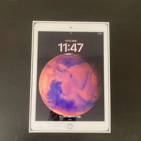 Apple iPad 10.2インチ ホワイト