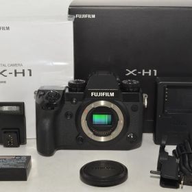 【359ショットの特上品】 富士フイルム FUJIFILM ミラーレス一眼カメラ X-H1ブラック X-H1 ＃8885