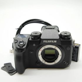 【シャッター回数わずか319回】■ほぼ新品■ 富士フイルム(FUJIFILM) ミラーレス一眼カメラ X-H1ブラック X-H1