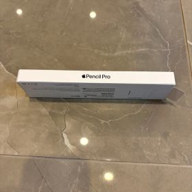 Apple Pencil Pro ホワイト