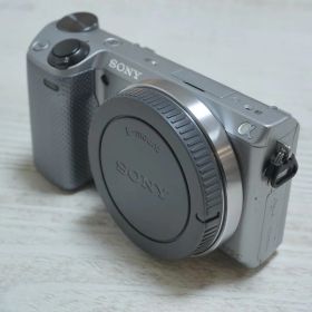 SONY NEX-5T シルバー ミラーレス一眼 APS-C