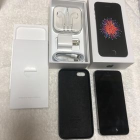 iPhone SE 64GB スペースグレー(スマートフォン本体)