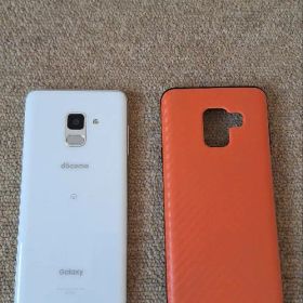 スマートフォン本体 ホワイト Galaxy Feel2 SC-02L 美品