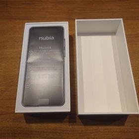 nubia flip 2 本体 ホワイト 折りたたみ式スマートフォン