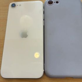 iPhoneSE 第2世代 128GB ホワイトsimロック解除済み