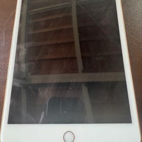 s920 Apple iPad mini 4 A1550シルバー ジャンク