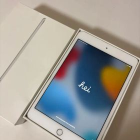 iPad mini 4 シルバー (128GB) 本体