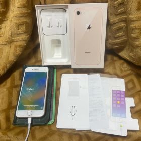 iphone8 gold 256GB 箱あり カメラ使用不可