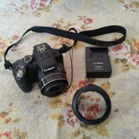 Panasonic LUMIX DMC-FZ200