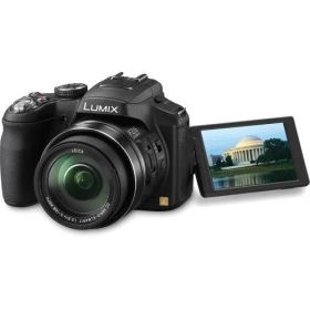 【中古】Panasonic Lumix DMC-FZ200 12.1 MP Digital Camera with CMOS Sensor and 24x Optical Zoom - International Ver