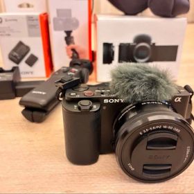 「超美品」SONY α ZV-E10 セット※ケース付き、電池2個