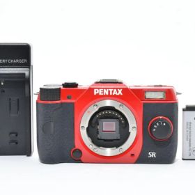 美品 ペンタックス Q10 ミラーレスデジタルカメラボディ レッド Pentax