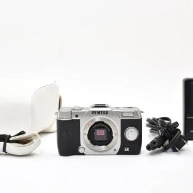 超美品 ペンタックス Q10 ミラーレスデジタルカメラボディ Pentax