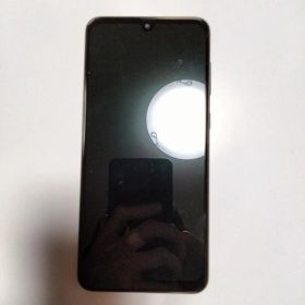 【Galaxy SCV43 64GB au版 画面美品 背面に小傷あり】