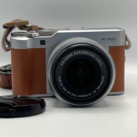 (ジャンク品）Fujifilm X-A5 ミラーレスカメラ
