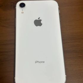 iPhone XR 64GB バッテリー82% iFaceケース付き