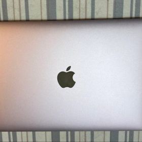 MacBook 12インチ CoreM3:1.1GHz 256GB 2016