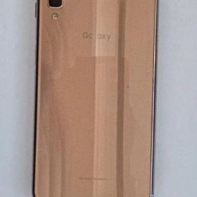 Samsung Galaxy A7 ゴールド ケース付き