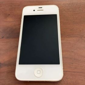 Apple iPhone SE(第1世代) 新品¥3,067 中古¥4,000 | 新品・中古の