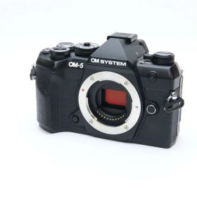 【中古】 《美品》 OM SYSTEM OM-5 Mark II ボディ ブラック 【背面ラバー部品交換/各部点検済】 [ デジタルカメラ ]
