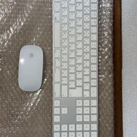 apple 純正 Magic Keyboard テンキー Mouse
