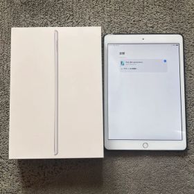 iPad 10.2 第8世代 シルバー 128GB Apple アップル