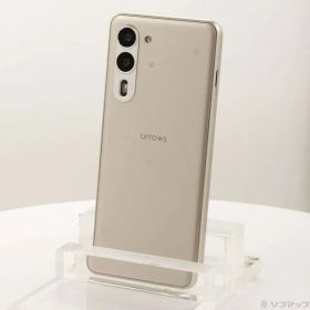 ソフマップ 〔中古品〕 arrows We2 Plus M06 256GB シャンパンシルバー ASMC06004 SIMフリー【297】