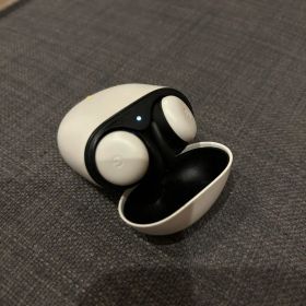 Pixel Buds 第一世代