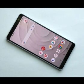 FUJITSU F-41A ホワイト