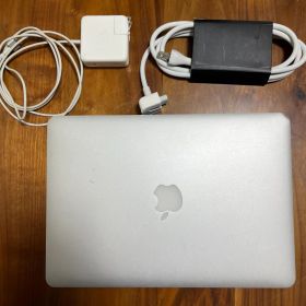 MacBook Air 2015 13インチ 充電回数63回 バッテリー良好