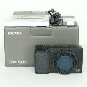 RICOH GR IIIx 中古 150,000円 | ネット最安値の価格比較 プライスランク