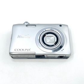 Nikon COOLPIX A100 シルバー 動作確認済 液晶傷多め