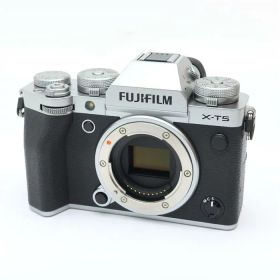 【中古】 《良品》 FUJIFILM X-T5 ボディ シルバー [ デジタルカメラ ]