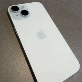 iPhone15 ブルー 256G