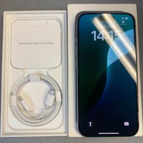 美品 国内版 SIMフリー iPhone15 128GB ブルー色