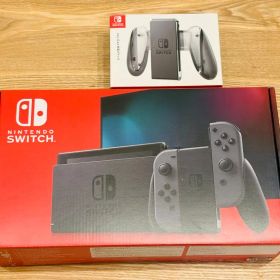 【新型】Nintendo Switch 本体 グレー＋Joy-Con充電グリップ