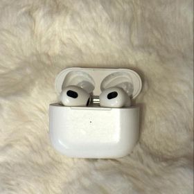 AirPods 第三世代 A2566