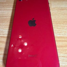 Apple iPhone SE (第3世代) レッド