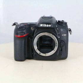 【中古】 (ニコン) Nikon D7200 ボディ【中古カメラ デジタル一眼】 ランク：B