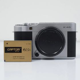 FUJIFILM X-A5 ボディ USED美品 ミラーレス一眼 シルバー カメラ 本体+バッテリー チルト式液晶 小型軽量 APS-C 完動品 中古 CP1353
