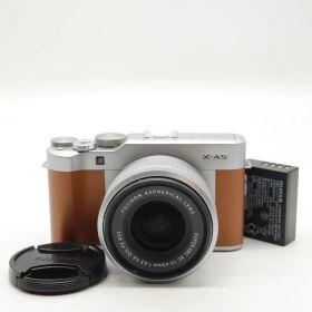 ■ほぼ新品■ FUJIFILM 富士フイルム(FUJIFILM) ミラーレス一眼カメラ X-A5レンズキット ブラウン X-A5LK-BW