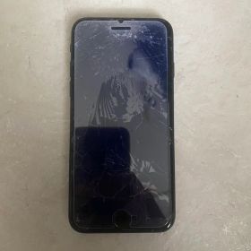 iPhone 7 ブラック 画面ひびあり 本体ジャンク