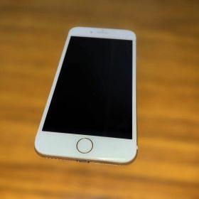 iPhone 7ゴールド本体