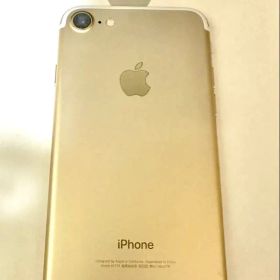 iPhone 7 美品 本体