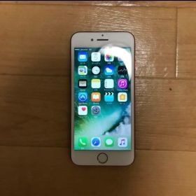 美品 iPhone 7 RED 256 GB docomo