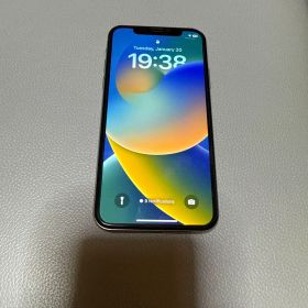 Apple iPhone X 64GB シルバー SIMロック解除済み
