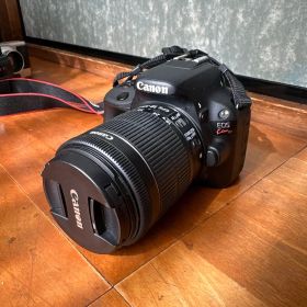 Canon EOS Kiss X7i 一眼レフカメラ