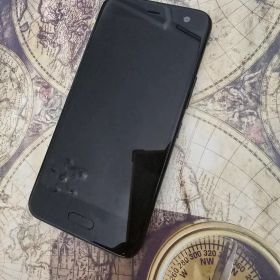 HTC U11 life スマートフォン