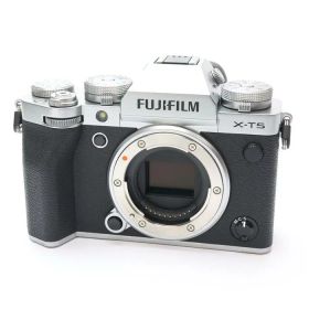 【中古】 《並品》 FUJIFILM X-T5 ボディ シルバー 【ムービー切り替えスイッチ部品接眼部部品交換/各部点検済】 [ デジタルカメラ ]